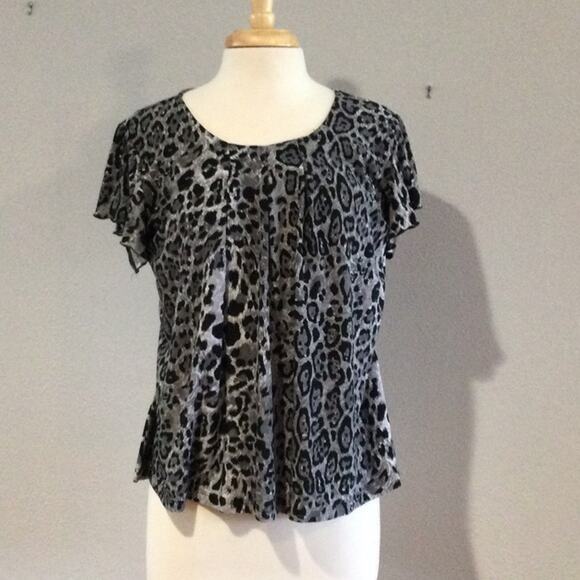 Ashli Couture Gray & Black Leopard Print Pleated Blouse Size L - Picture 1 of 16